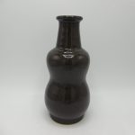 嘉瓶/黒釉 | 壺屋陶器事業協同組合オンラインショップ